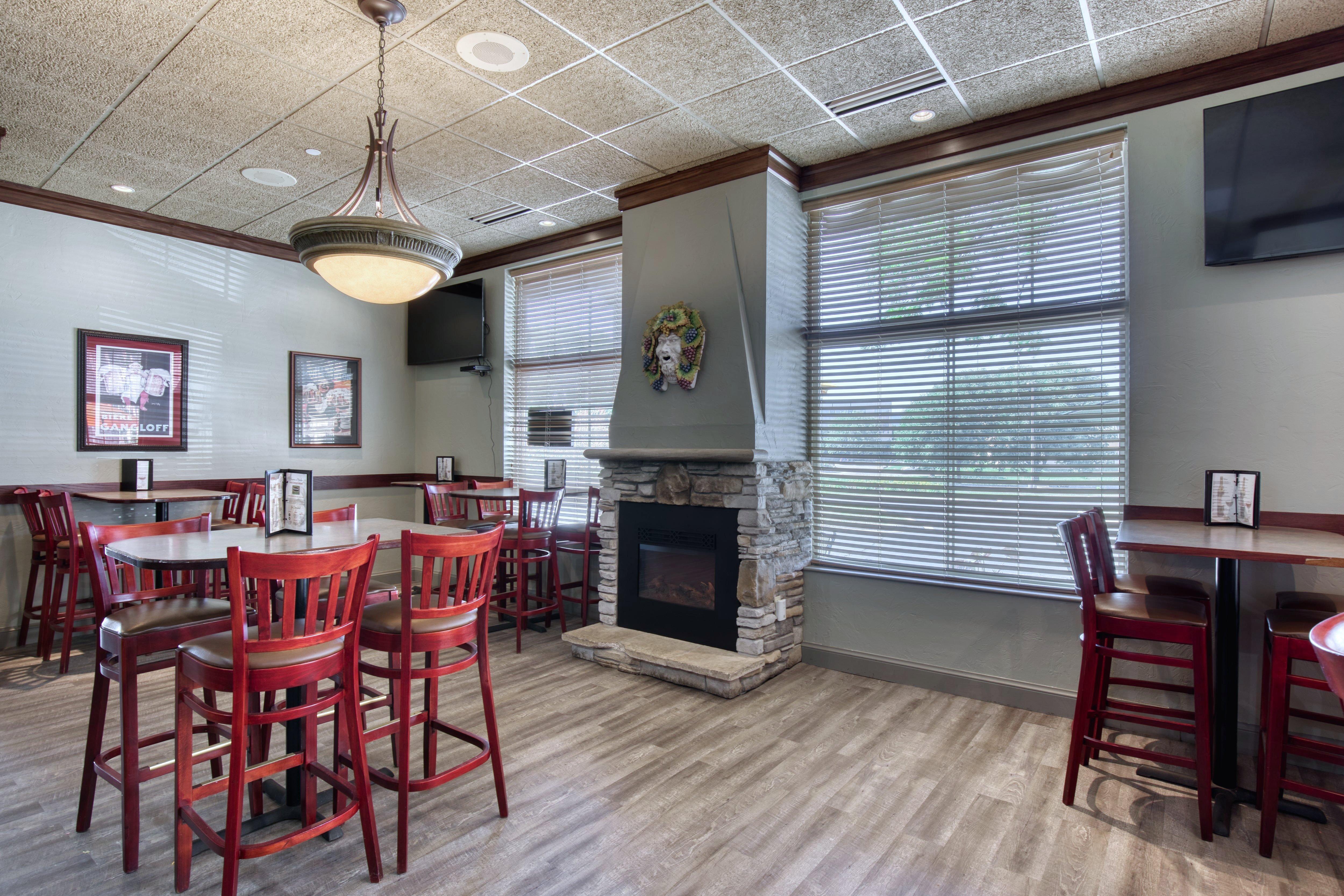 Holiday Inn Hotel & Suites Madison West - Middleton By Ihg Esterno foto
