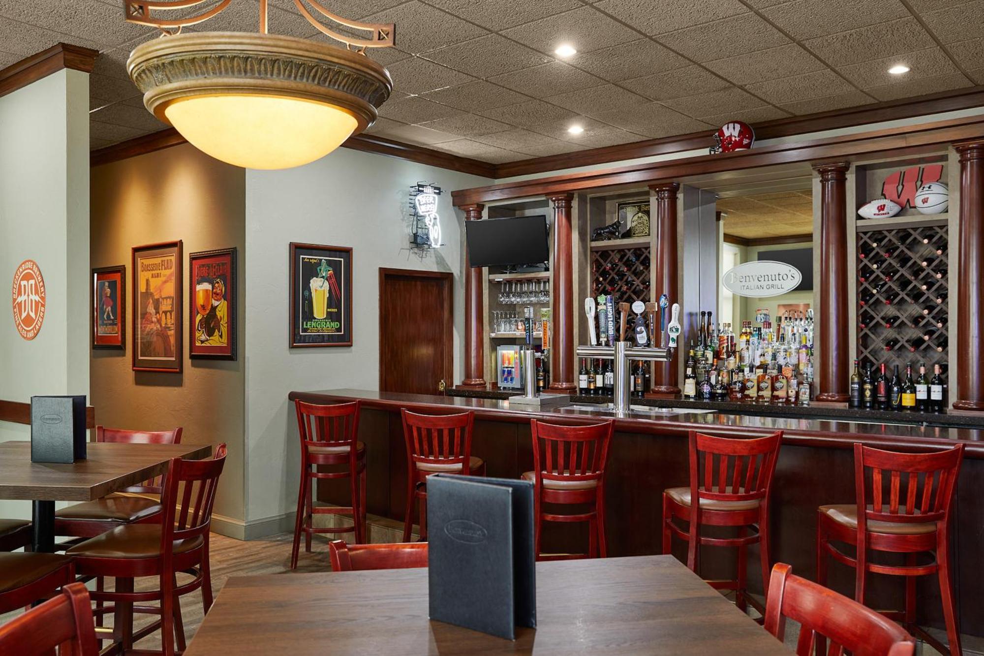 Holiday Inn Hotel & Suites Madison West - Middleton By Ihg Esterno foto